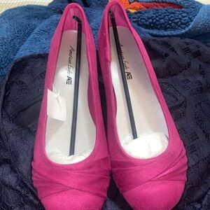 American Eagle Outfitters Women's Round Toe Solid 9.5w